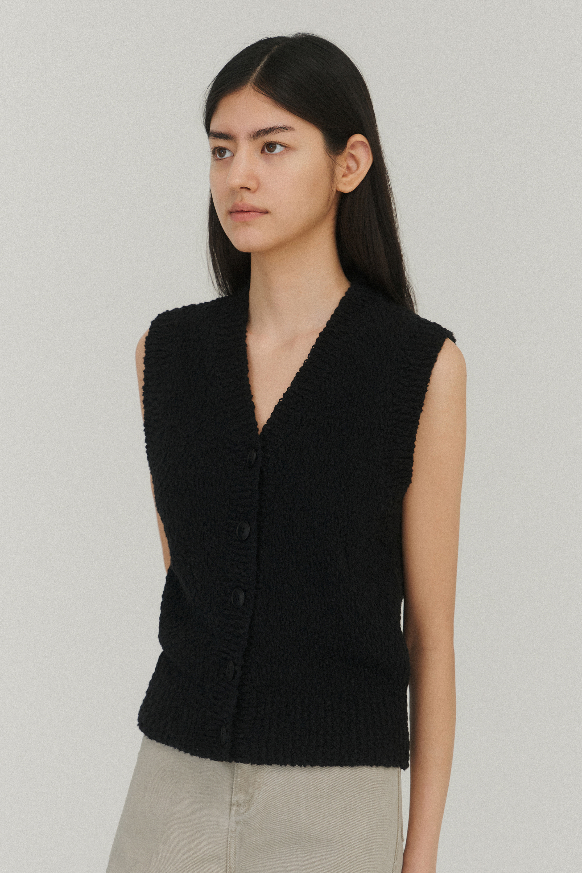 Picotee knit vest (Black)