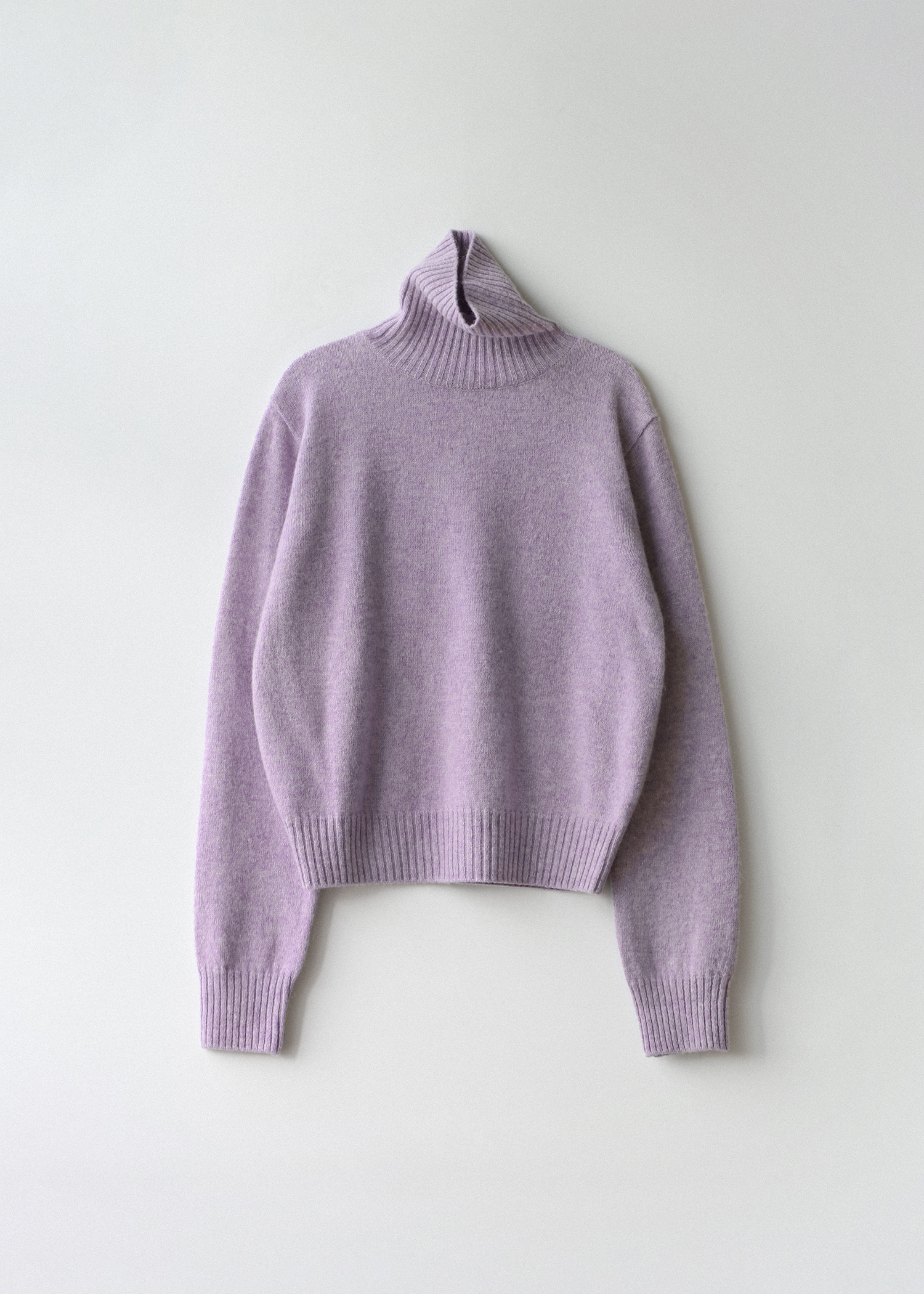 Alpaca turtle neck knit (purple)
