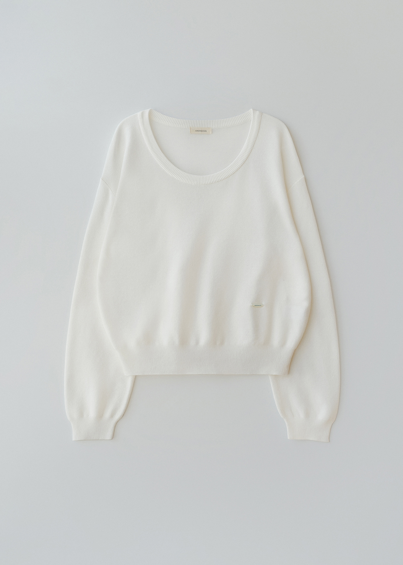 Scoop u-neck knit (white)