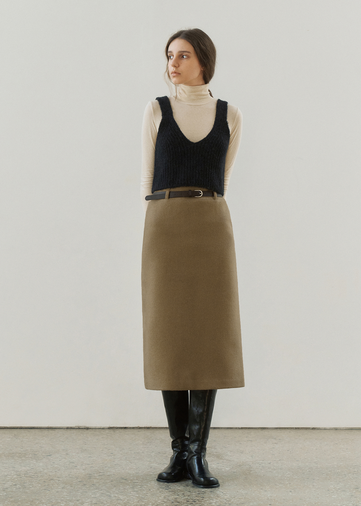 [REFURB] Slit long skirt (beige)